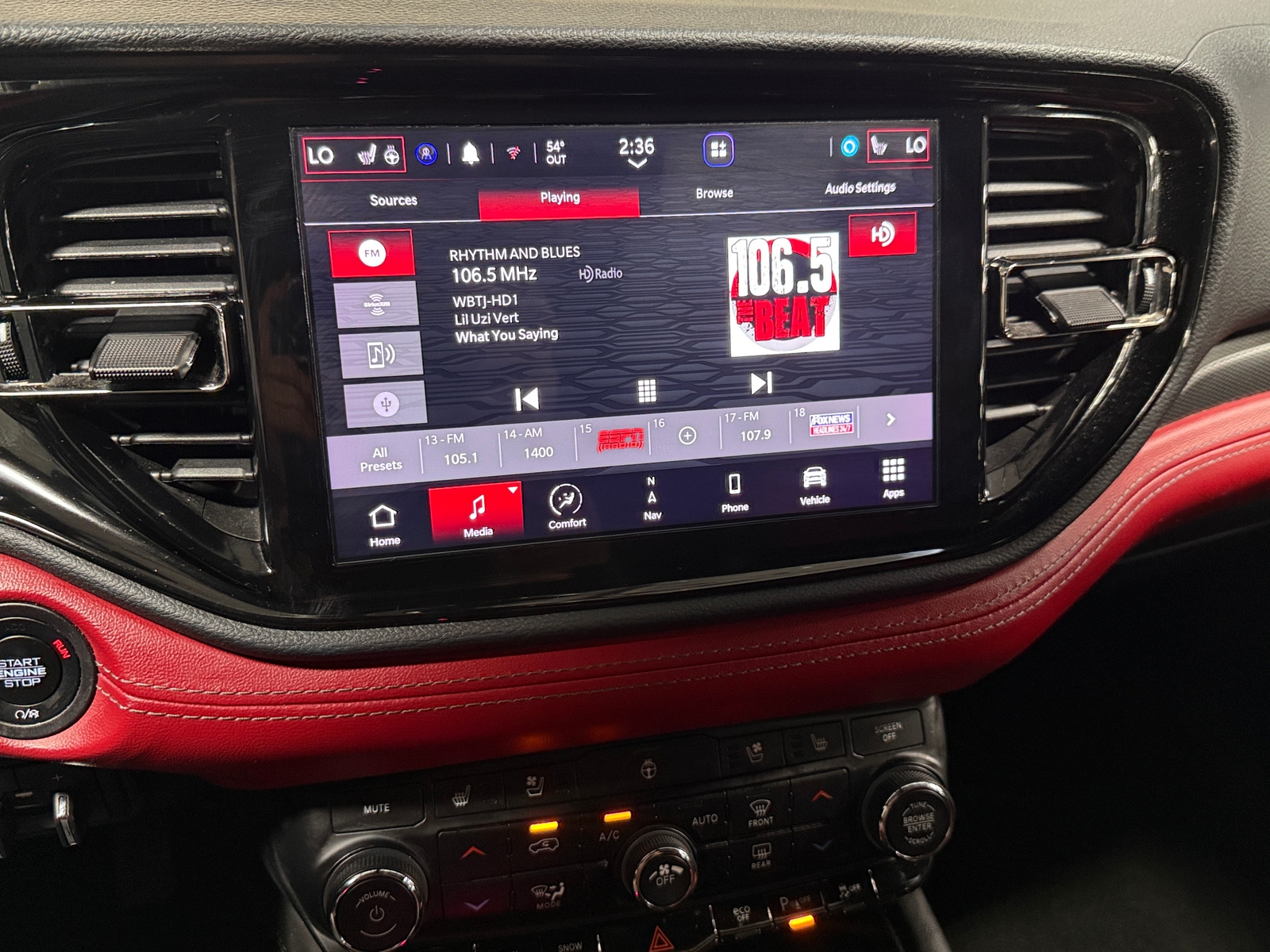 Thumbnail: 2021 Dodge Durango - 3