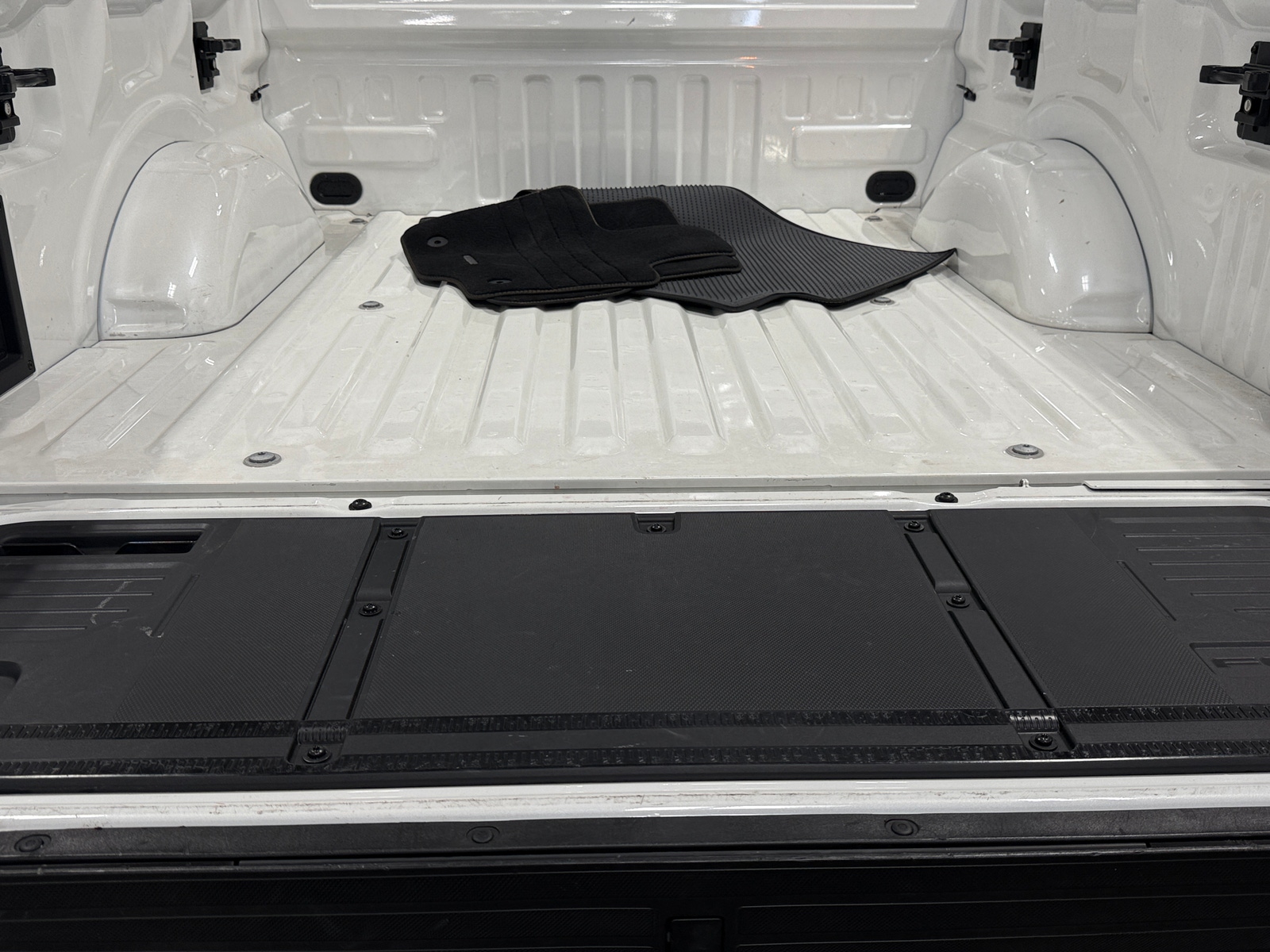 Thumbnail: 2023 Ford Econoline - 6