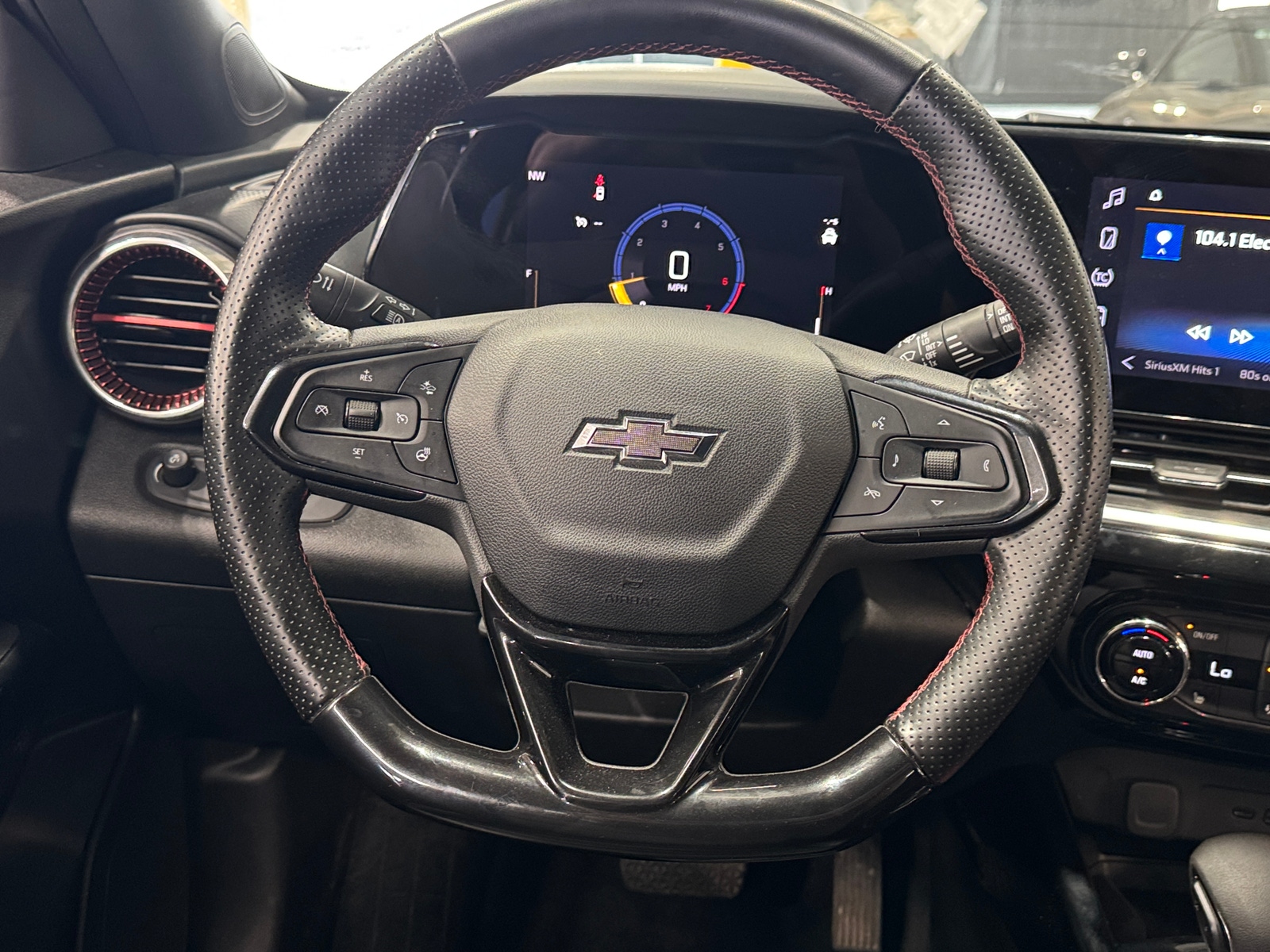 Thumbnail: 2024 Chevrolet Trax - 4