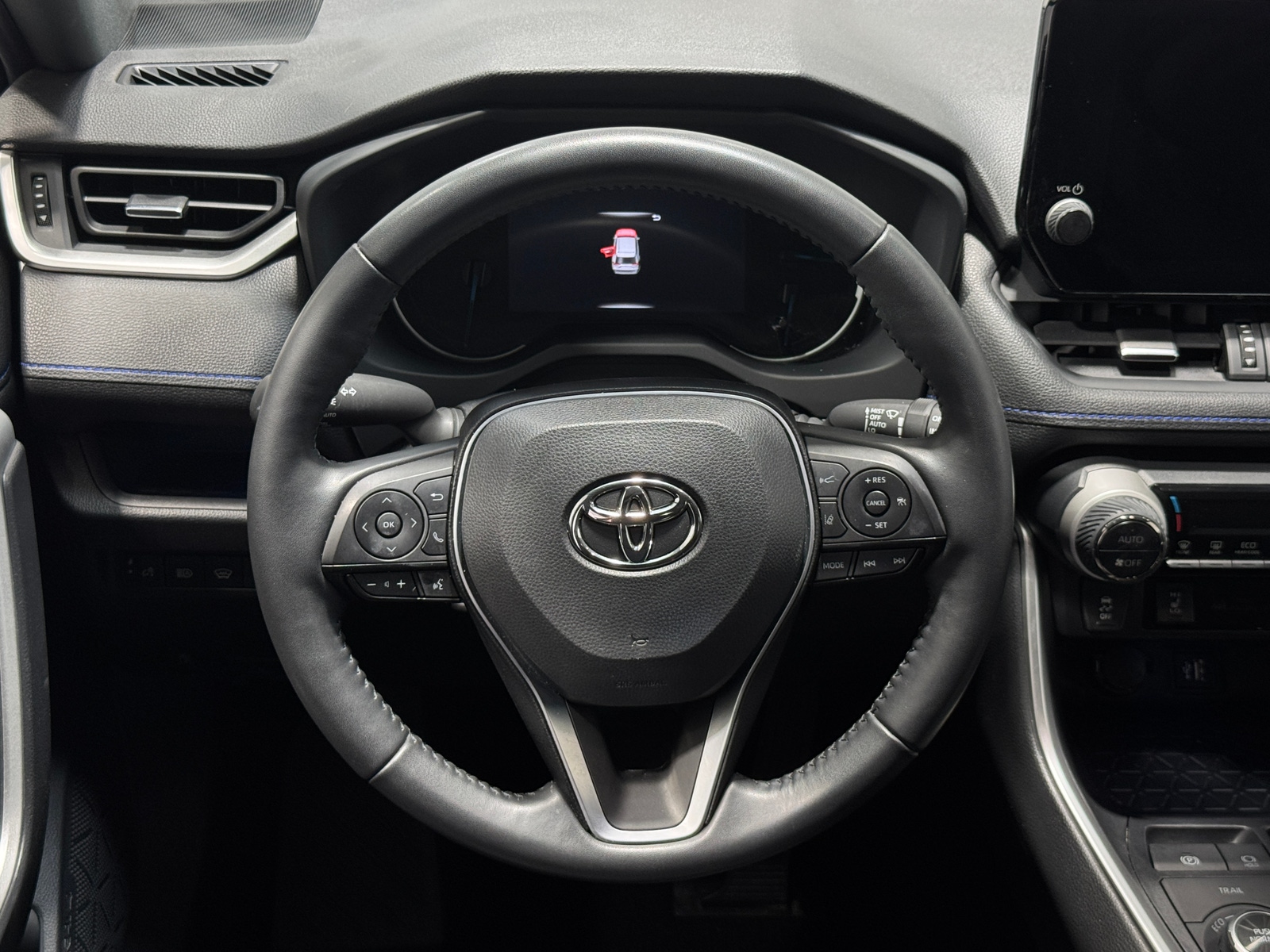 Thumbnail: 2023 Toyota RAV4 - 4