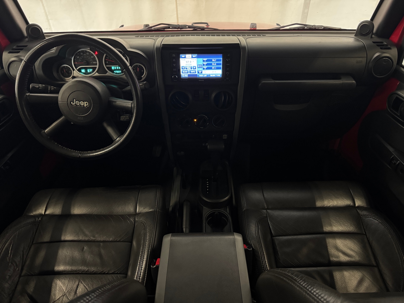 Thumbnail: 2010 Jeep Wrangler - 3