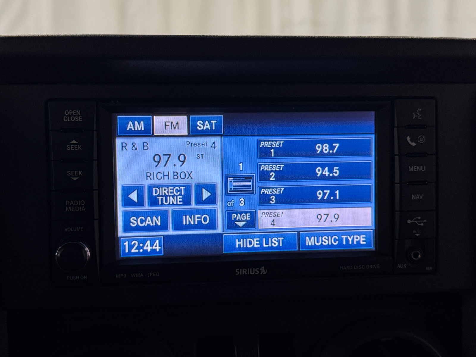 Thumbnail: 2010 Jeep Wrangler - 4