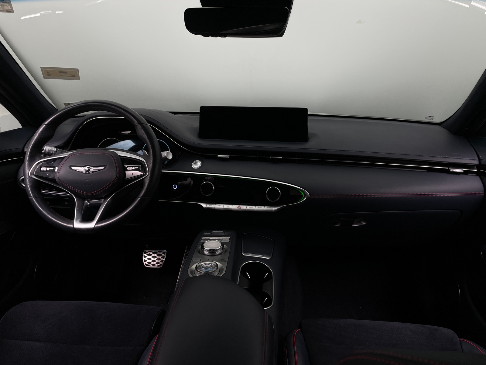 Thumbnail: 2022 Genesis GV70 - 2