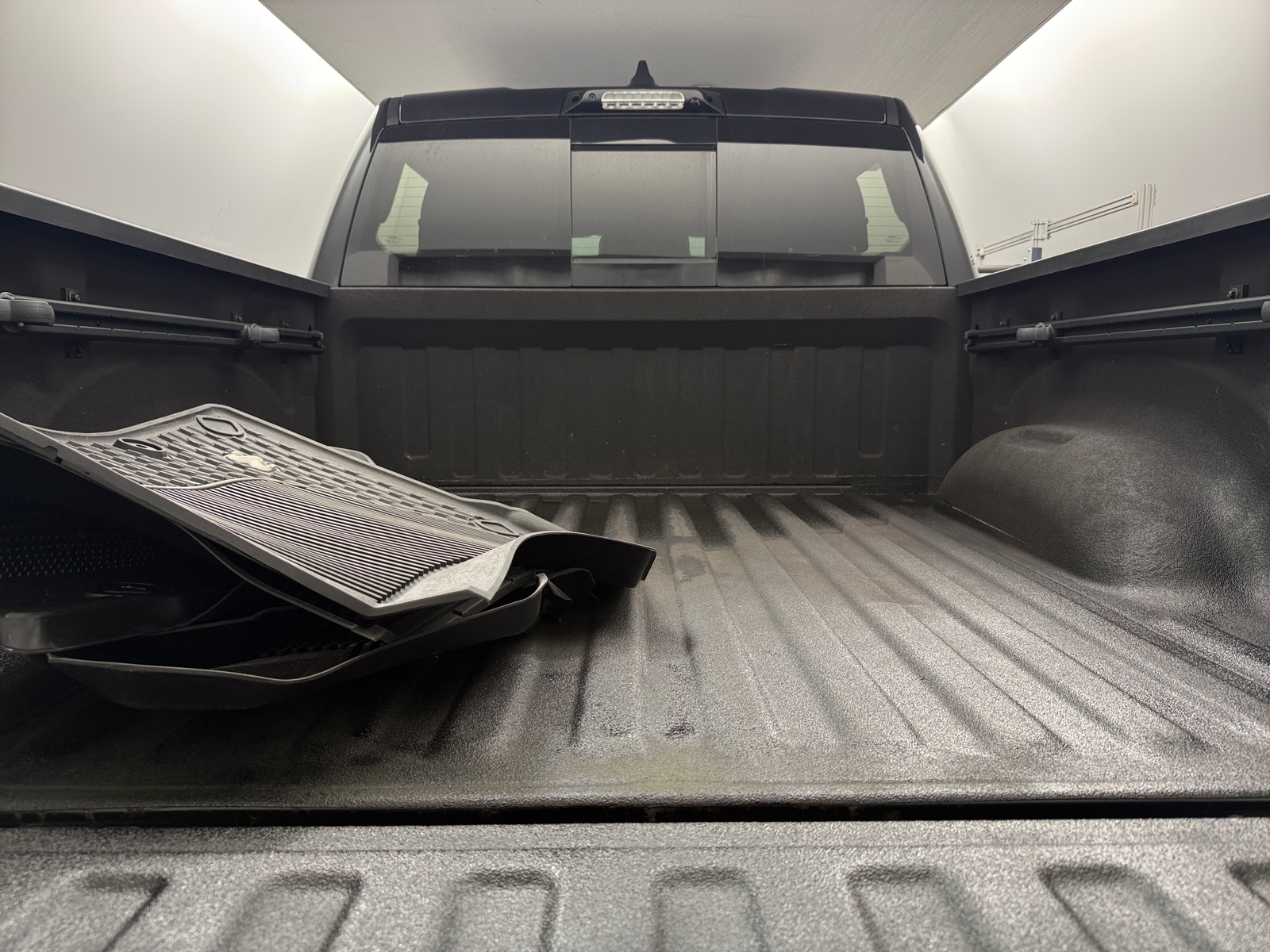 Thumbnail: 2022 RAM 1500 - 6