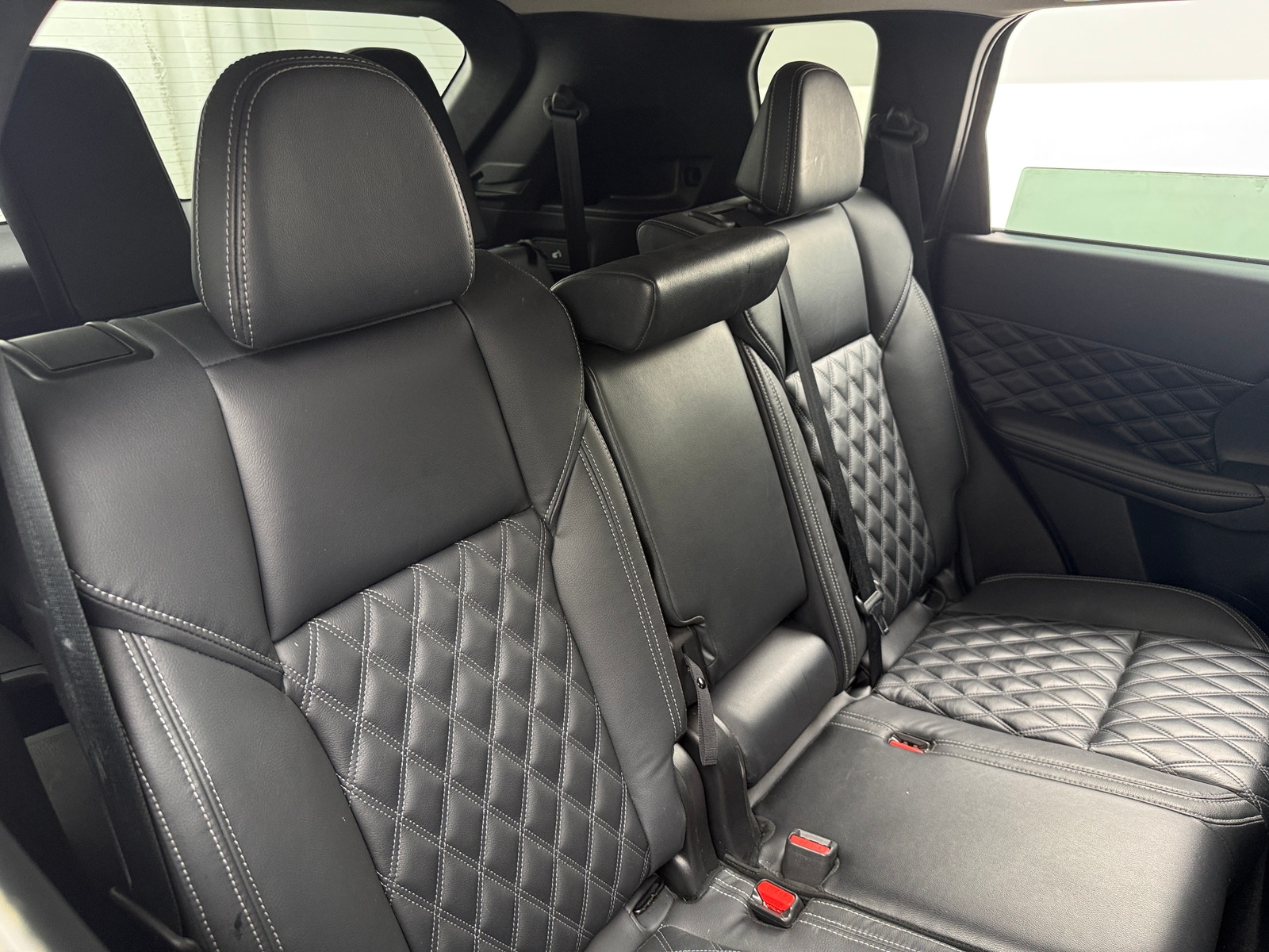 Thumbnail: 2022 Mitsubishi Outlander - 5