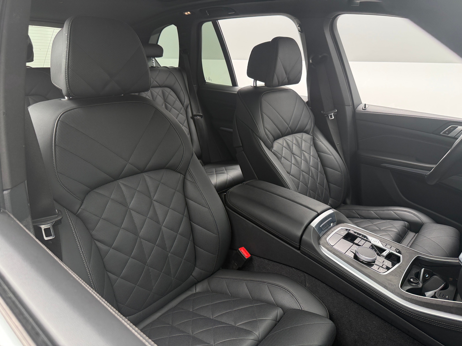 Thumbnail: 2024 BMW X5 - 2
