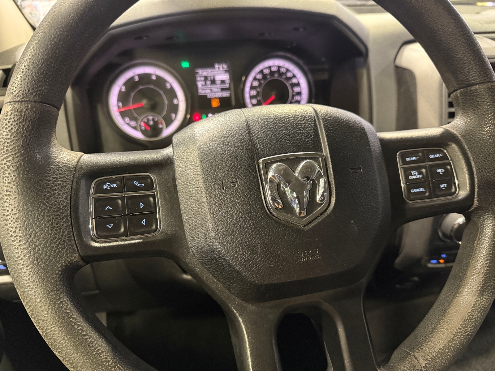 Thumbnail: 2019 RAM 1500 Classic - 4