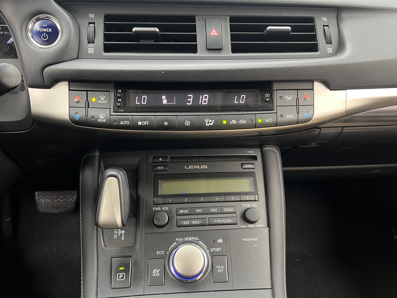 Thumbnail: 2014 Lexus CT - 3