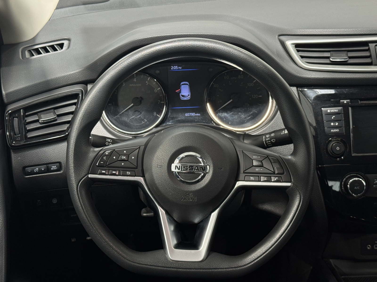 Thumbnail: 2021 Nissan Rogue Sport - 5