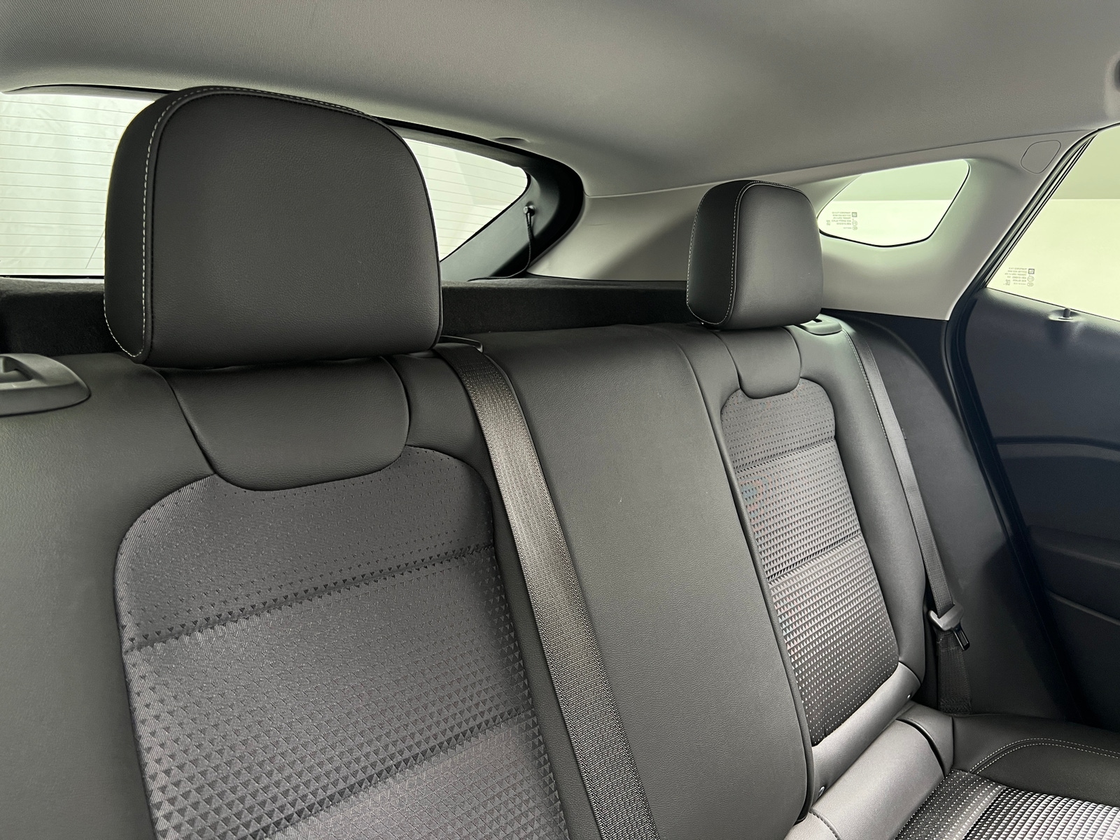 Thumbnail: 2025 Chevrolet Trax - 6