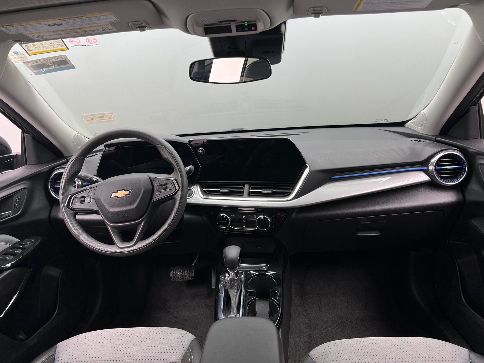 Thumbnail: 2025 Chevrolet Trax - 3