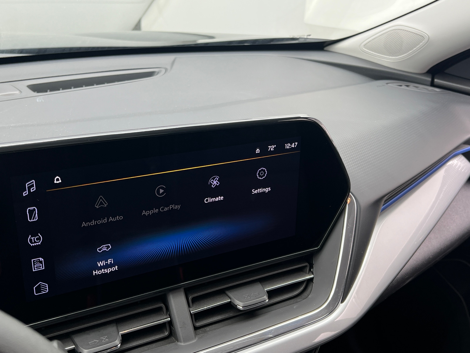 Thumbnail: 2025 Chevrolet Trax - 4