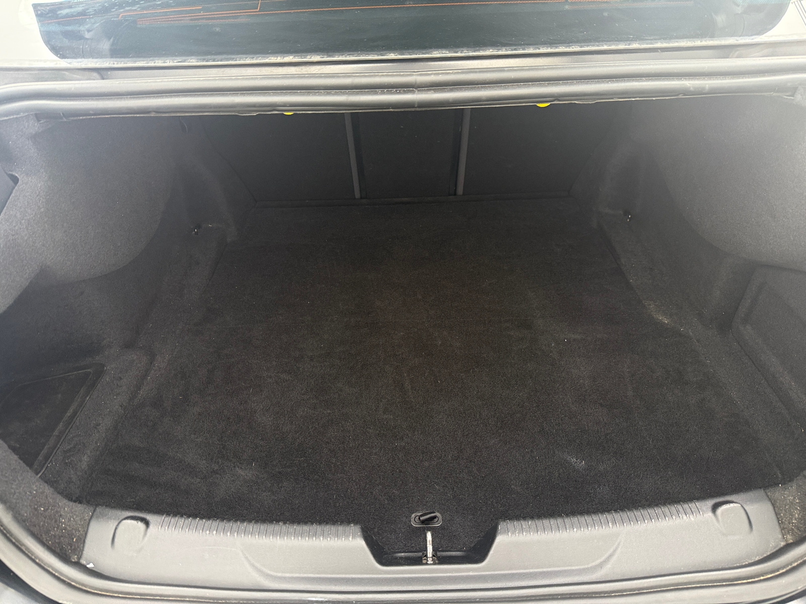 Thumbnail: 2018 Jaguar XE - 6