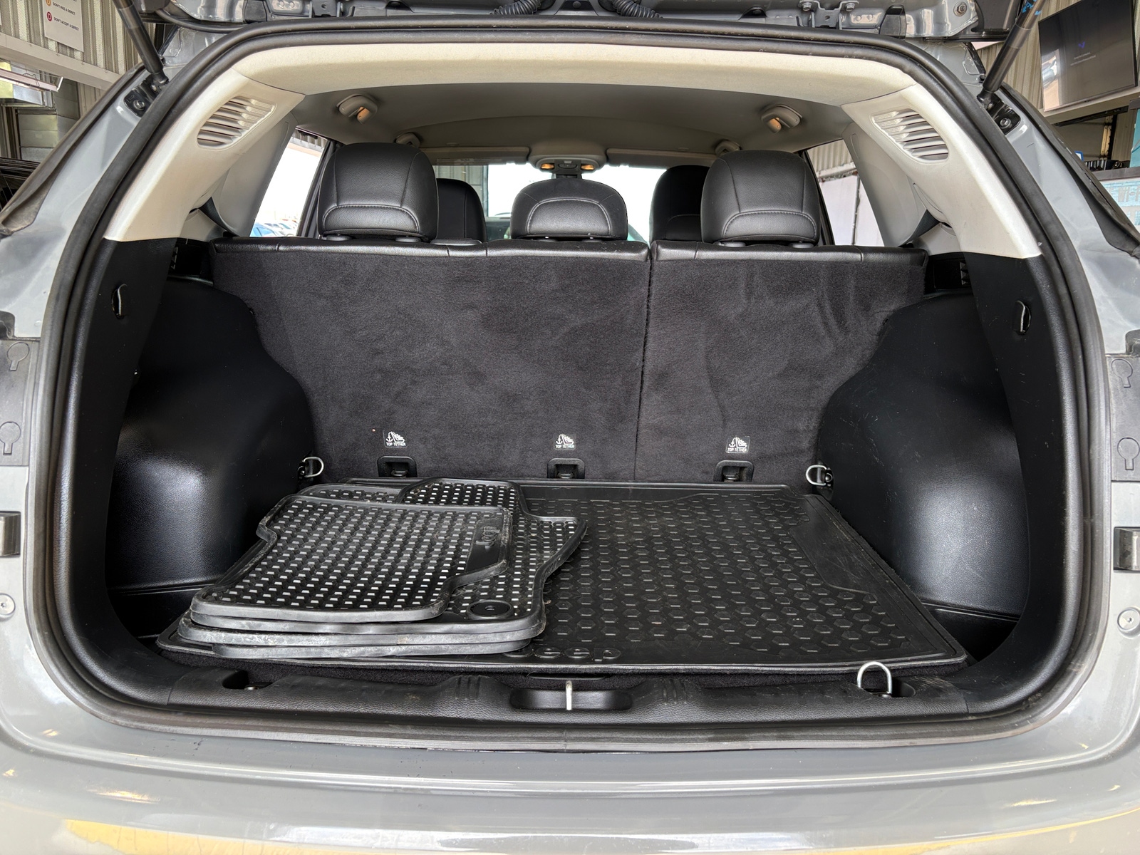 Thumbnail: 2020 Jeep Compass - 7