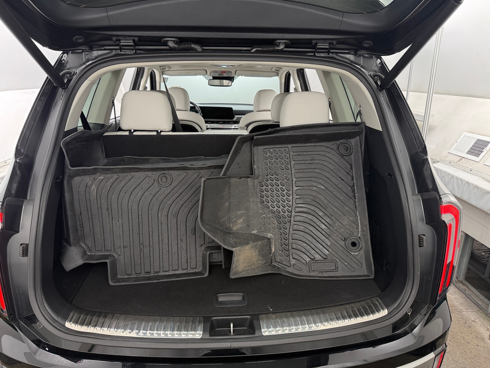 Thumbnail: 2024 Kia Telluride - 6