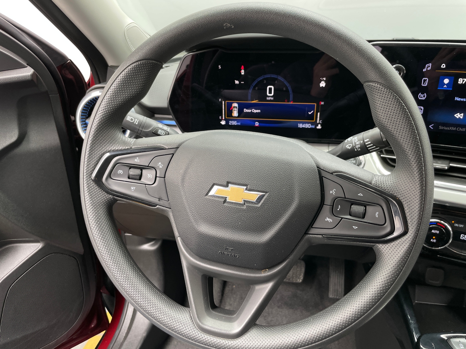 Thumbnail: 2025 Chevrolet Trax - 5