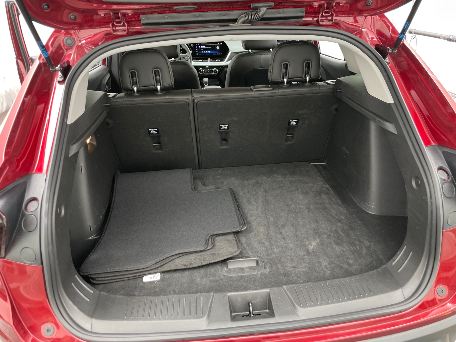 Thumbnail: 2025 Chevrolet Trax - 7