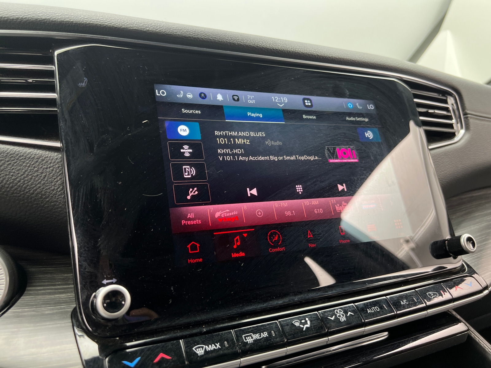 Thumbnail: 2024 Jeep Wagoneer - 3