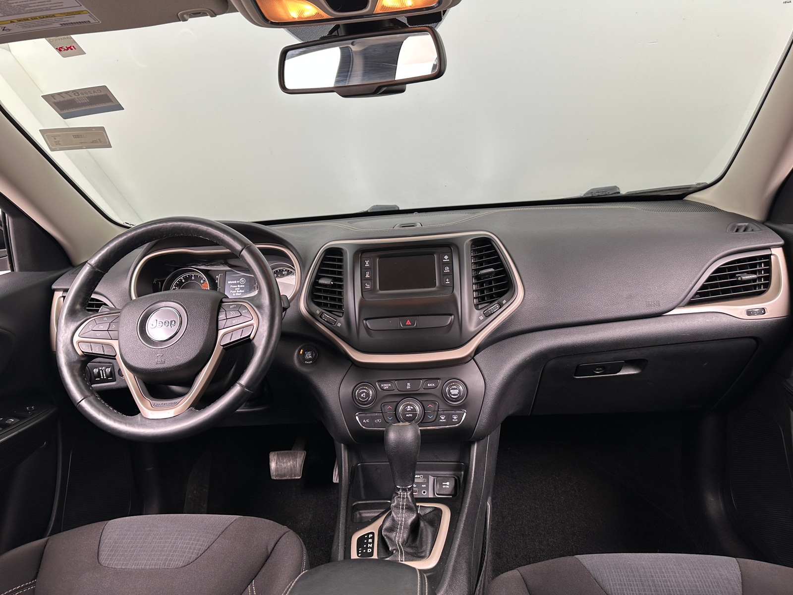 Thumbnail: 2016 Jeep Cherokee - 3