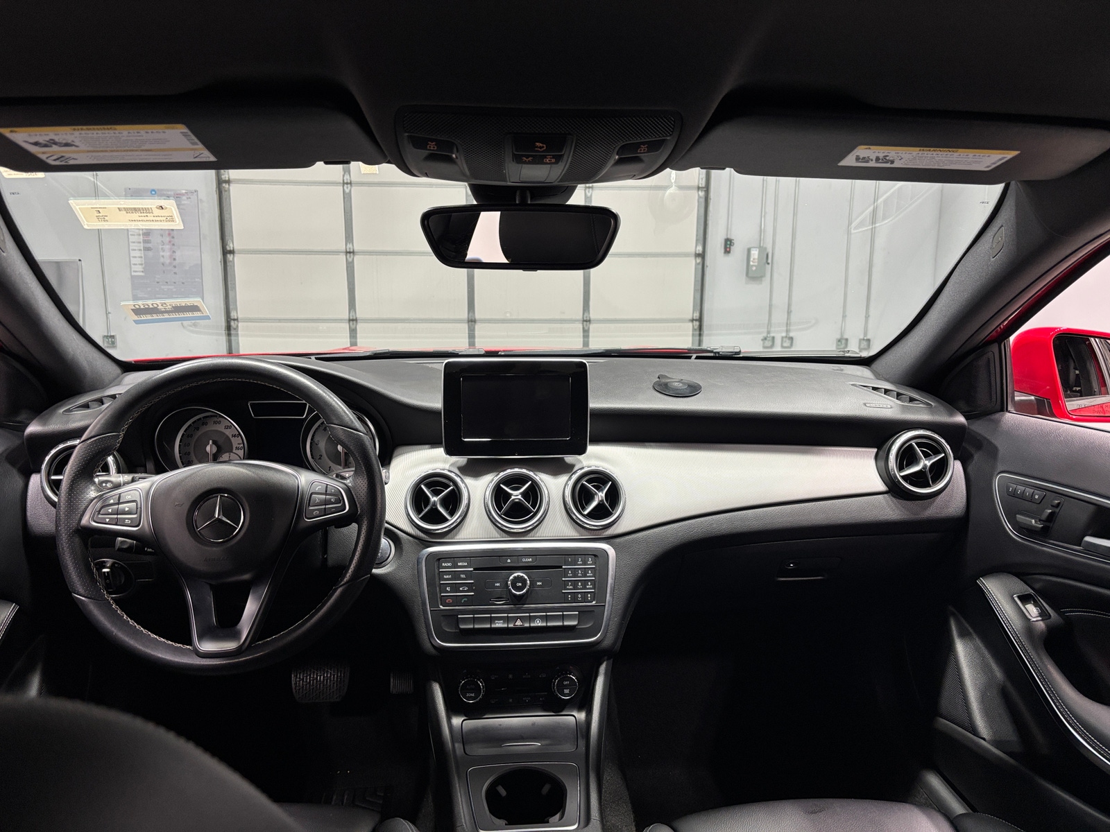 Thumbnail: 2017 Mercedes-Benz GLA - 2