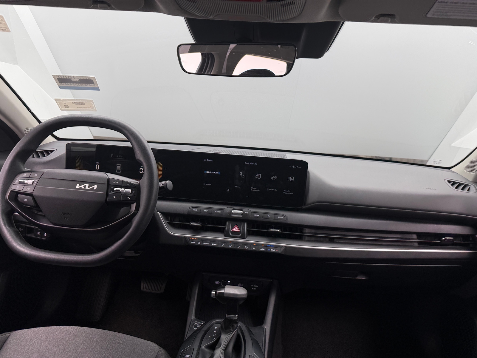 Thumbnail: 2025 Kia K4 - 3