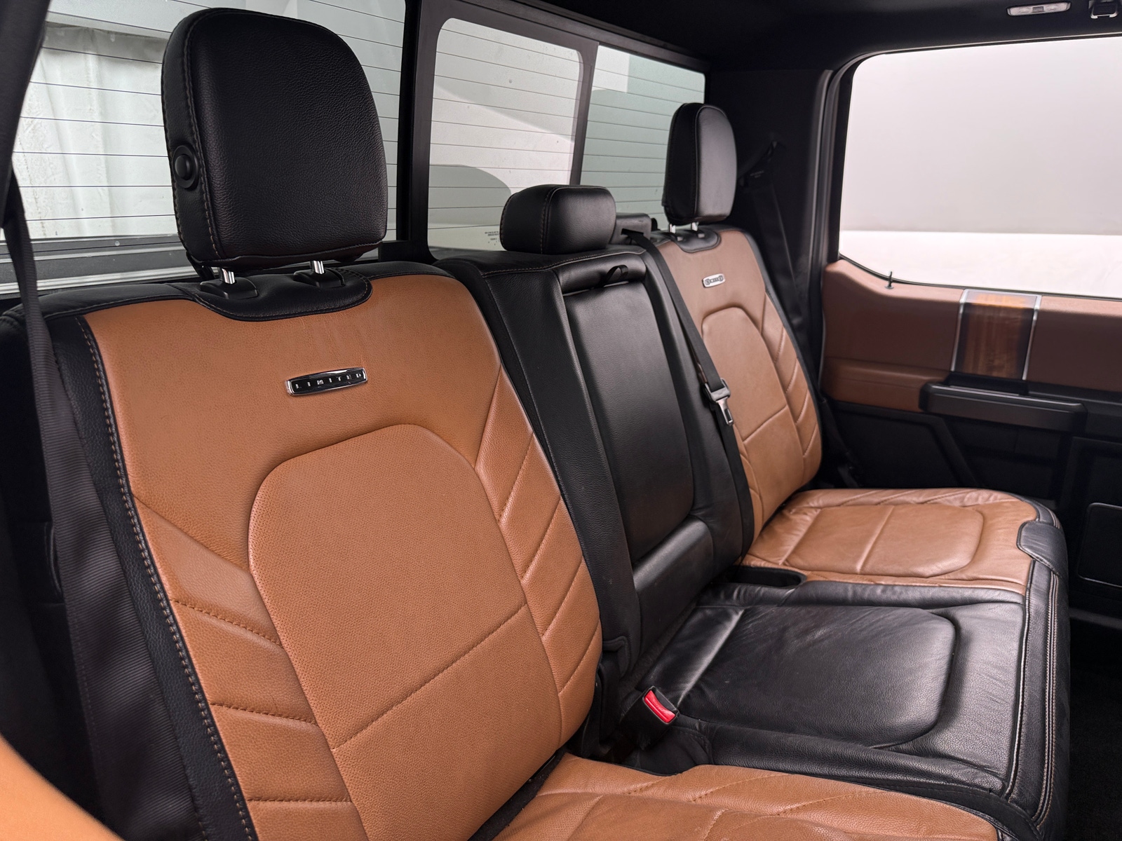 Thumbnail: 2017 Ford Econoline - 6