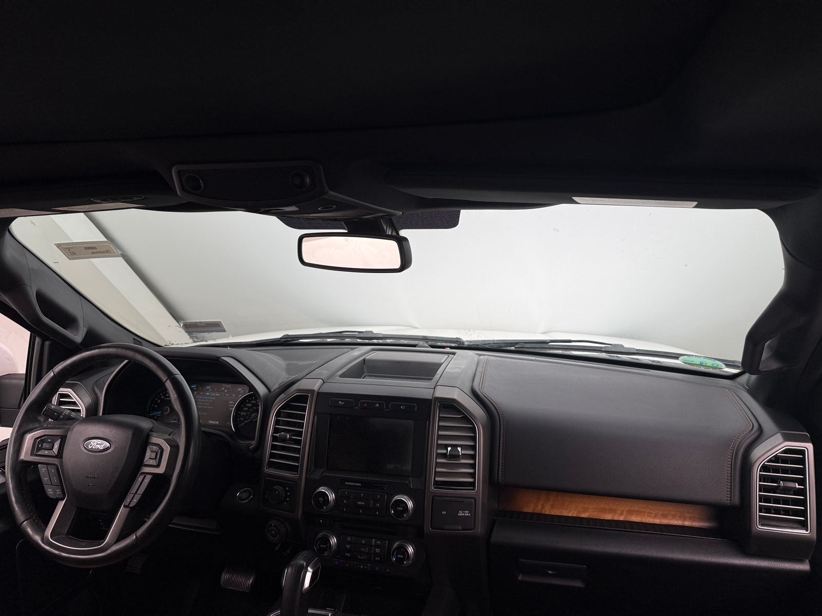 Thumbnail: 2017 Ford Econoline - 3