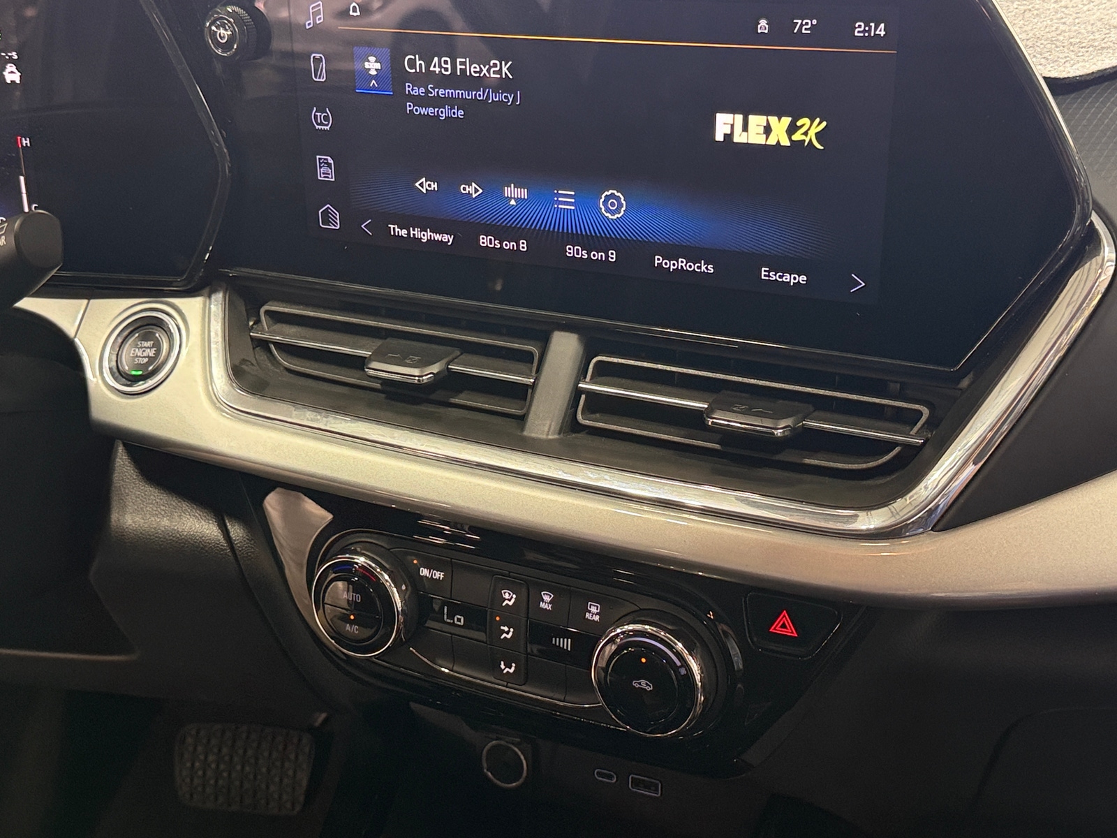 Thumbnail: 2025 Chevrolet Trax - 4