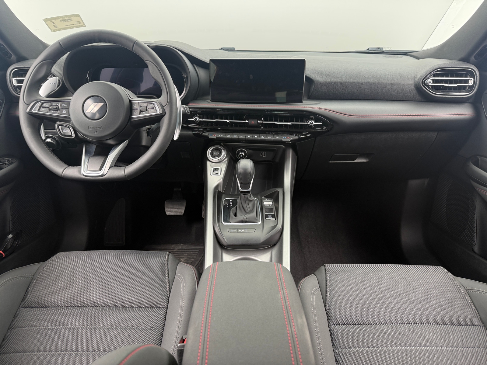 Thumbnail: 2024 Dodge Hornet - 2