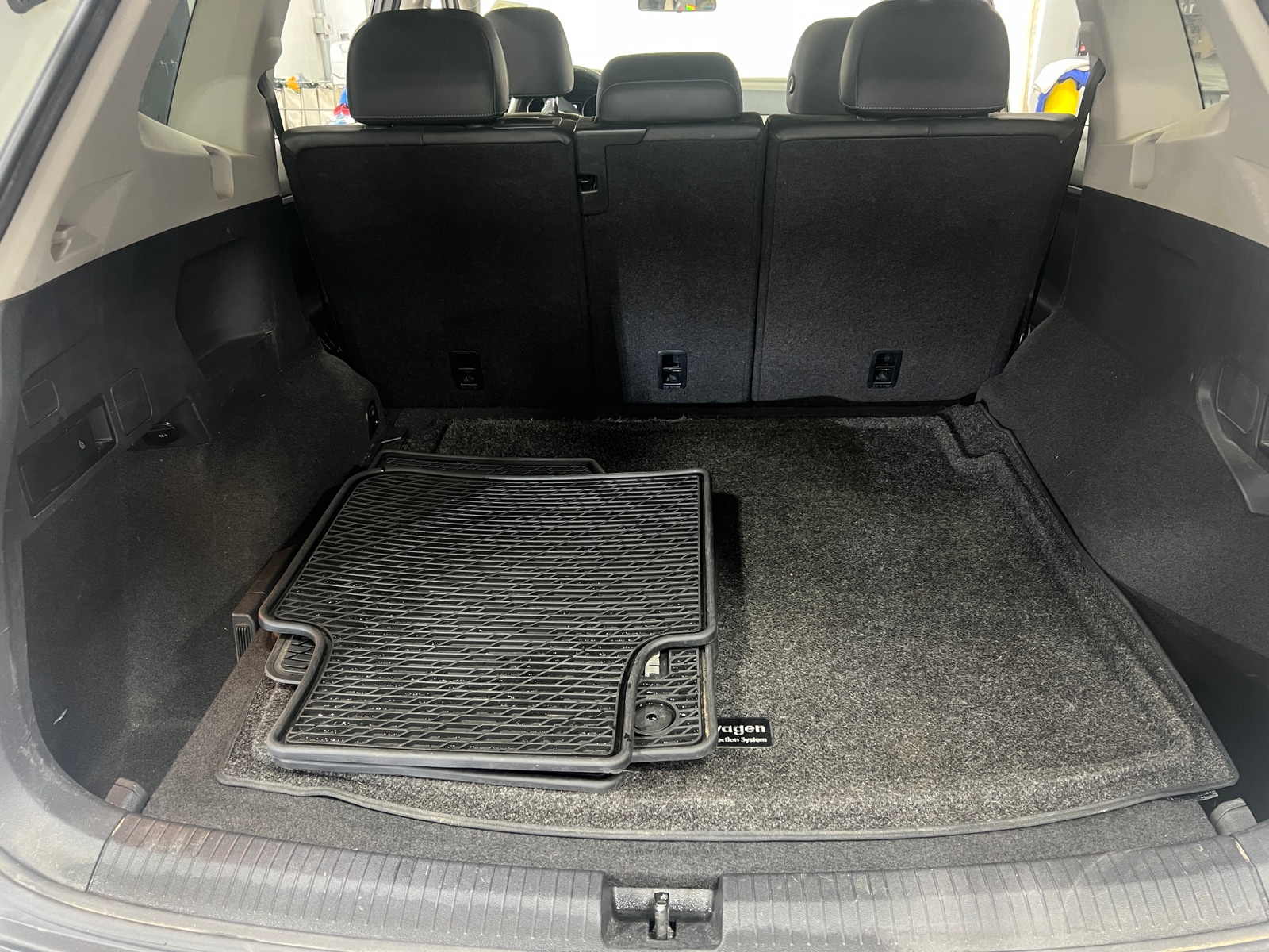 Thumbnail: 2018 Volkswagen Tiguan - 6