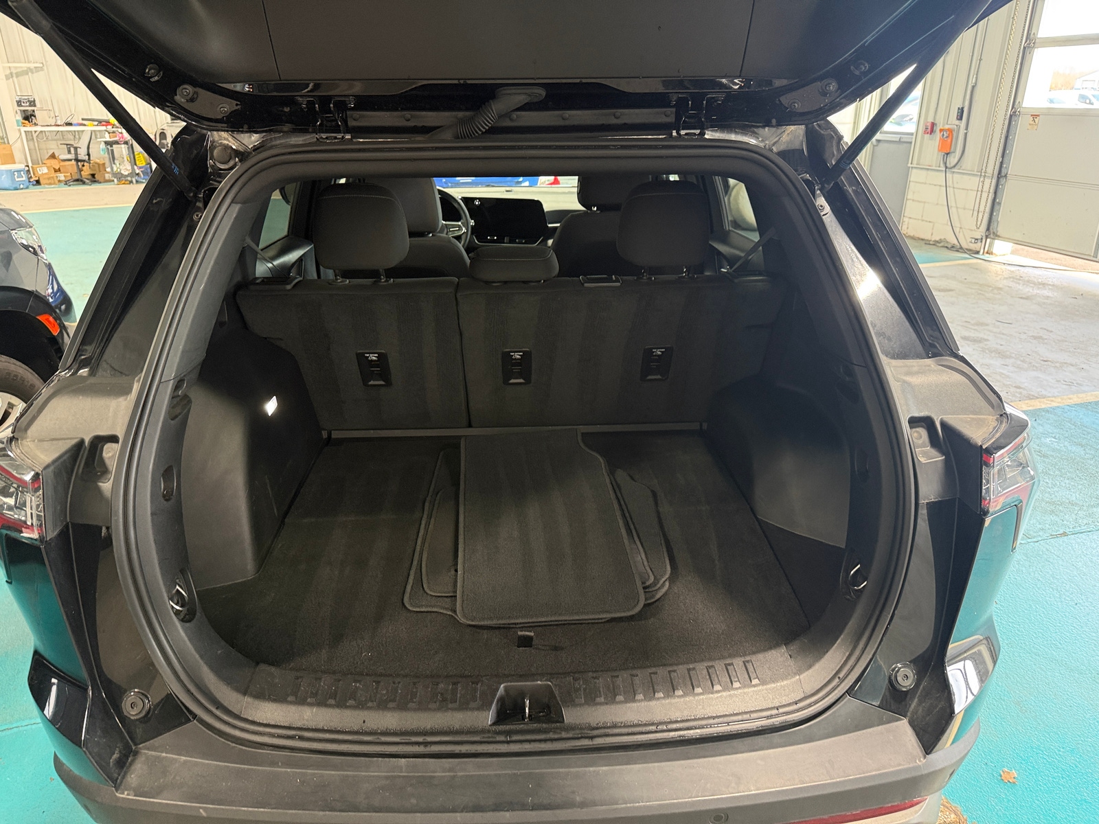 Thumbnail: 2025 Chevrolet Equinox - 7