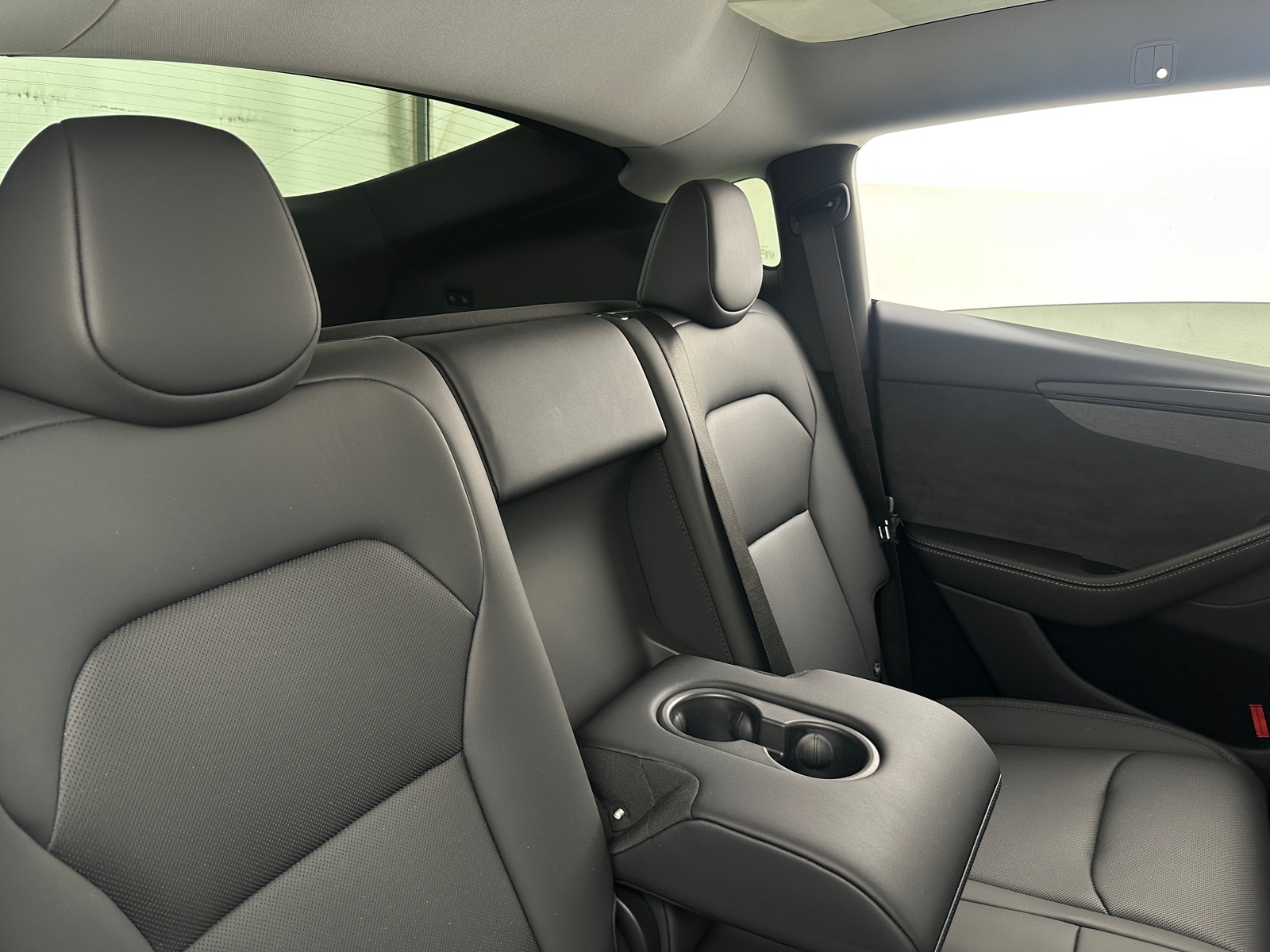 Thumbnail: 2026 Tesla Model Y - 5