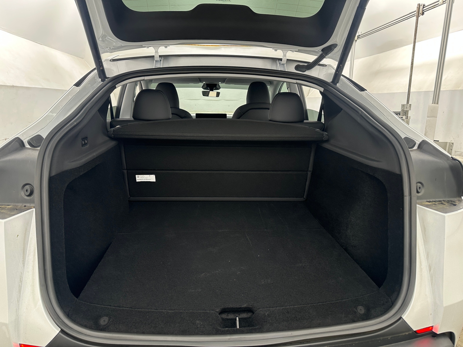 Thumbnail: 2026 Tesla Model Y - 6