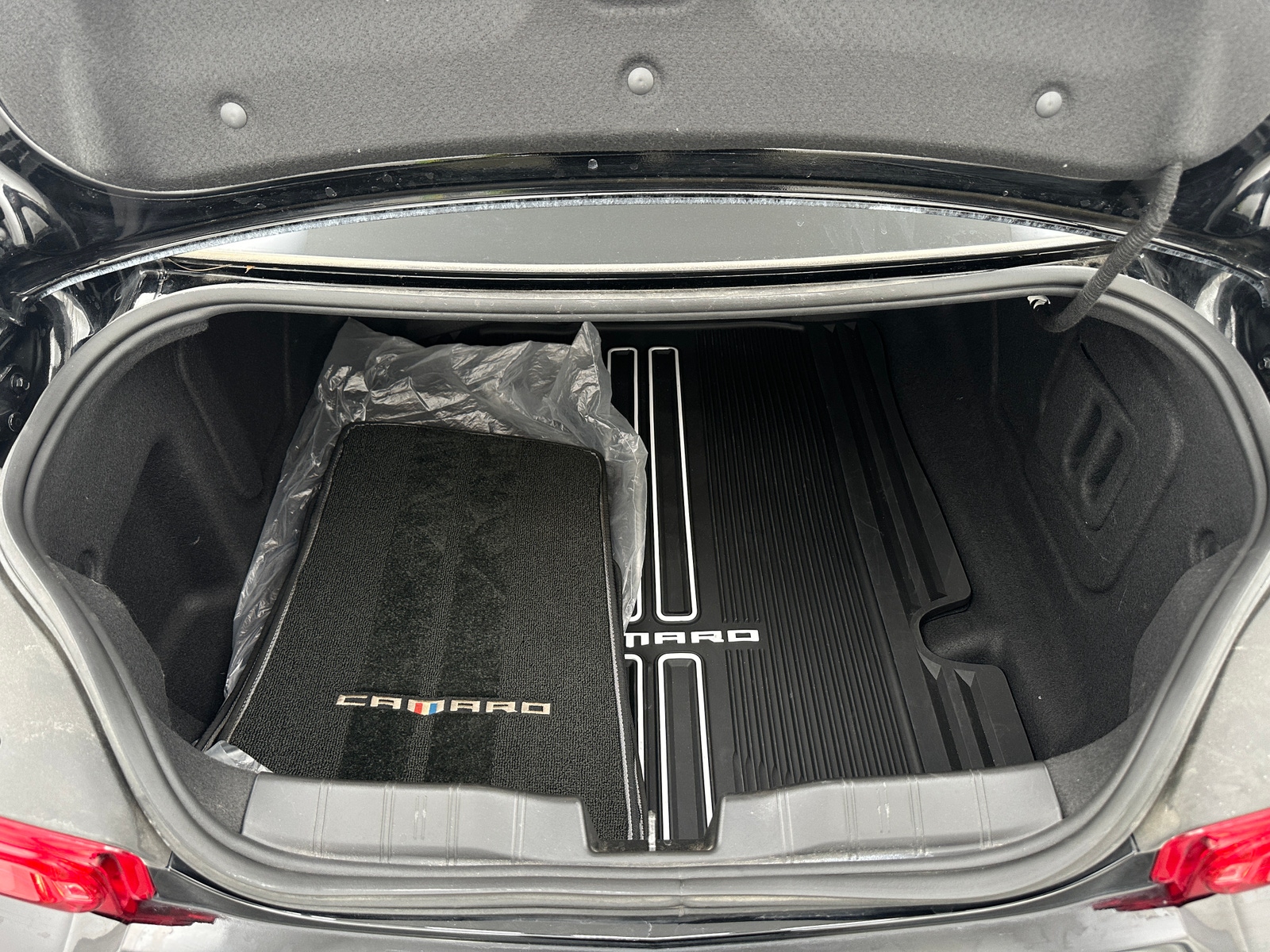 Thumbnail: 2019 Chevrolet Camaro - 5