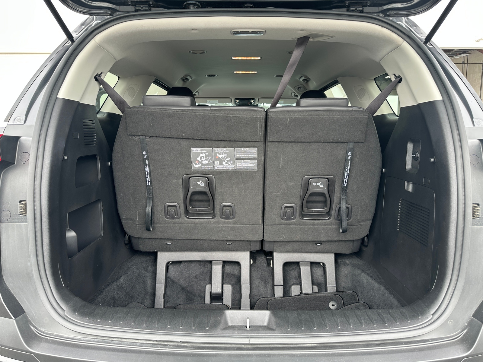 Thumbnail: 2025 Kia Carnival - 6