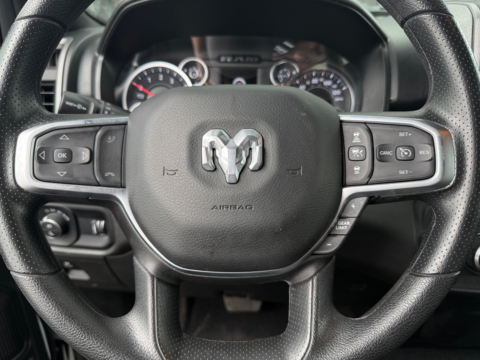 Thumbnail: 2025 RAM 1500 - 5