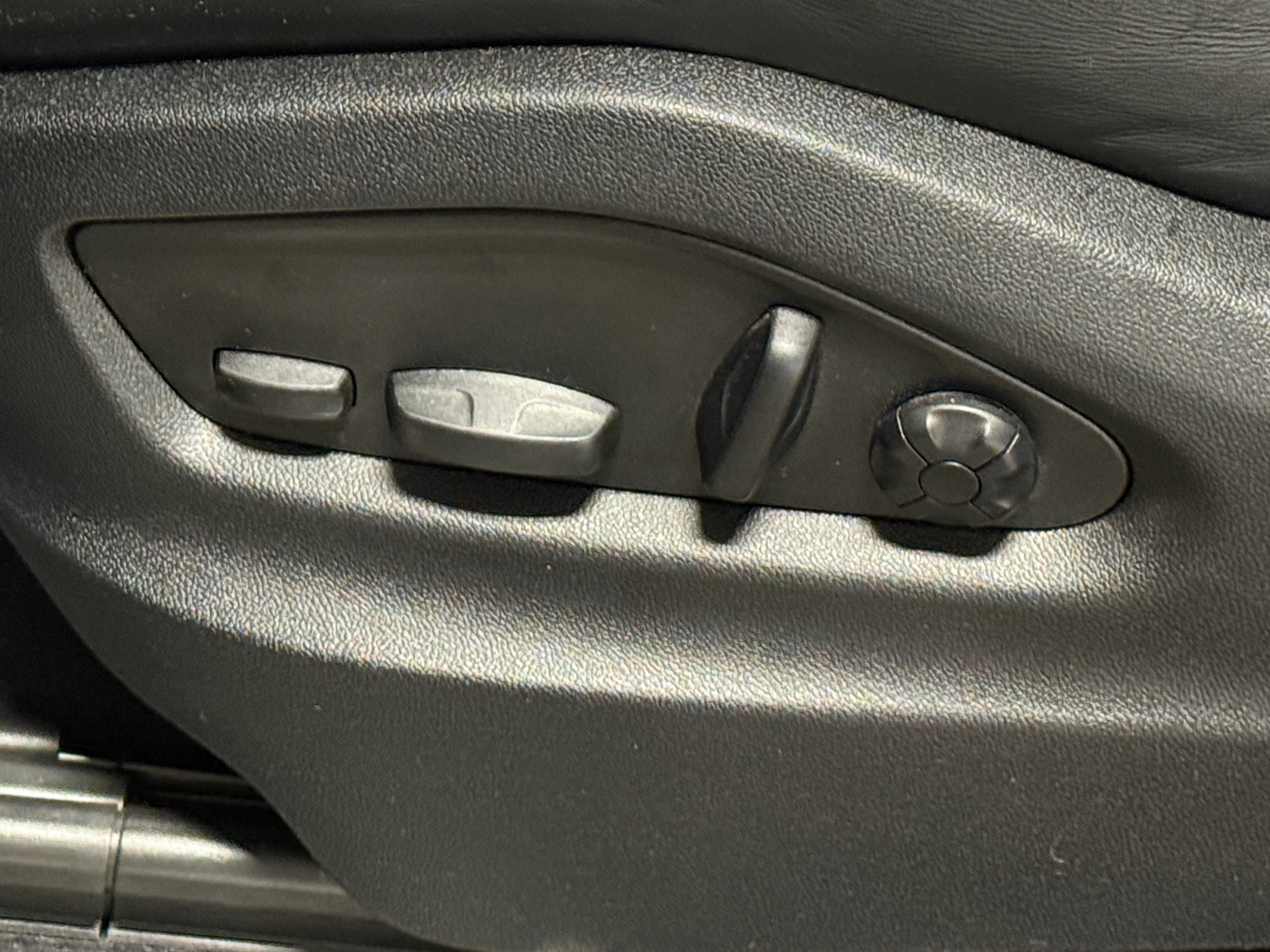 2024 Porsche Cayenne Coup