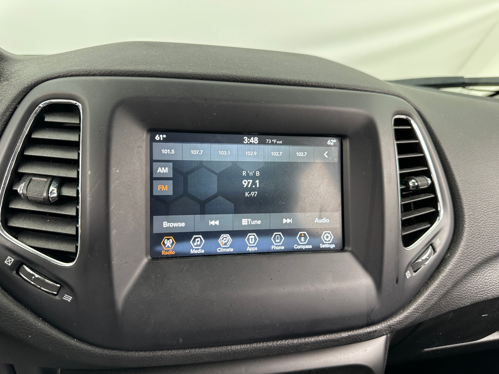 Thumbnail: 2021 Jeep Compass - 4