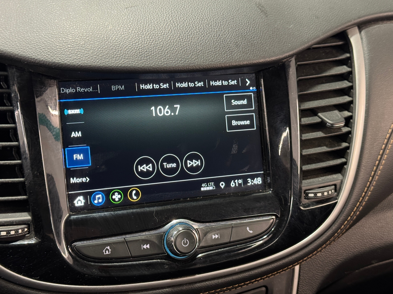 Thumbnail: 2019 Chevrolet Trax - 4