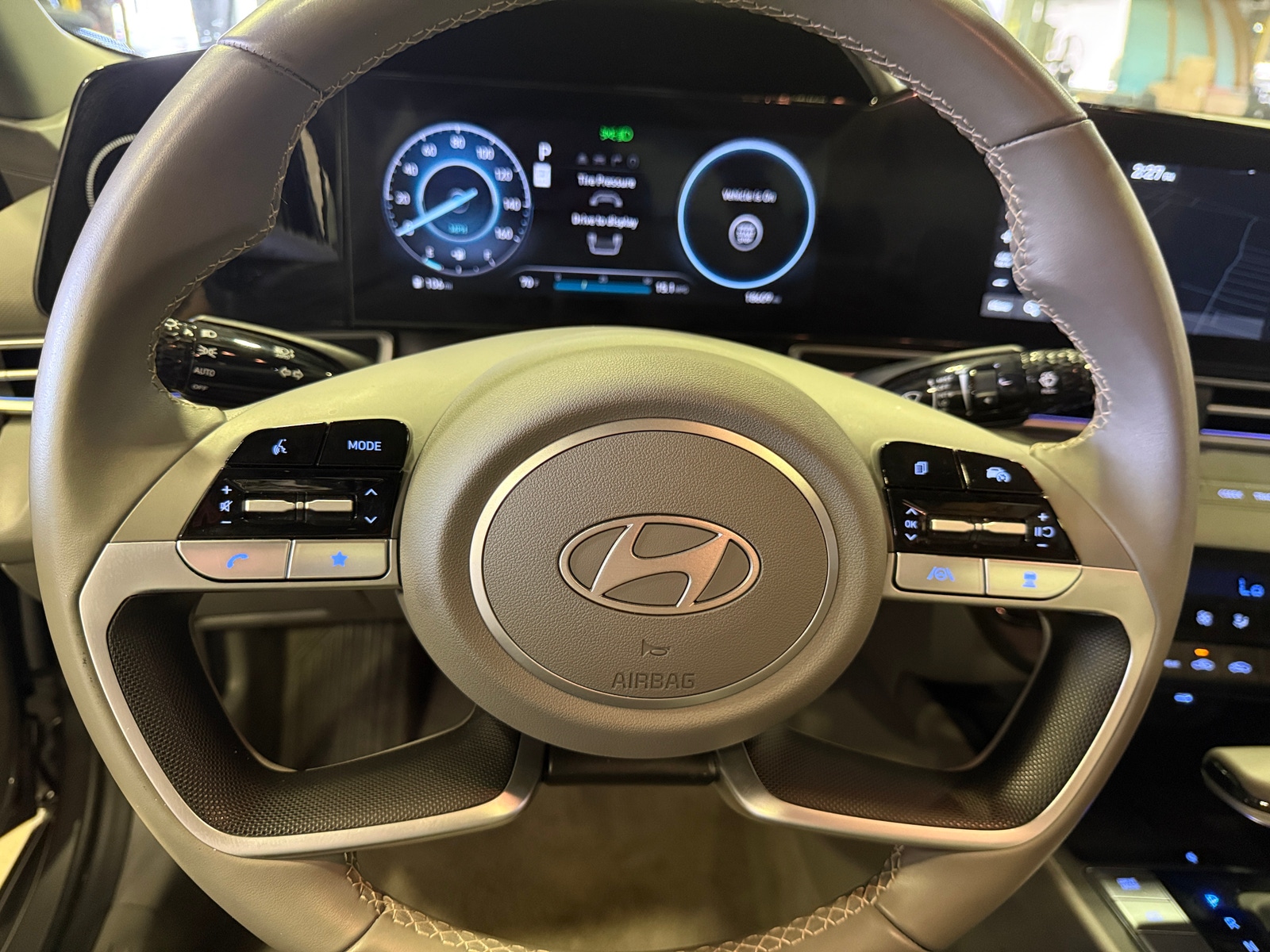 Thumbnail: 2025 Hyundai Elantra - 5