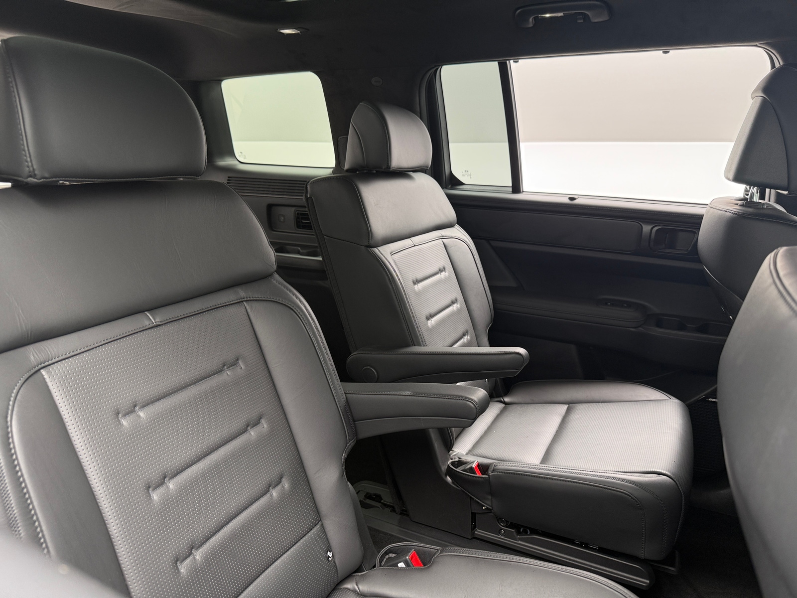 Thumbnail: 2025 Hyundai Santa Fe - 5