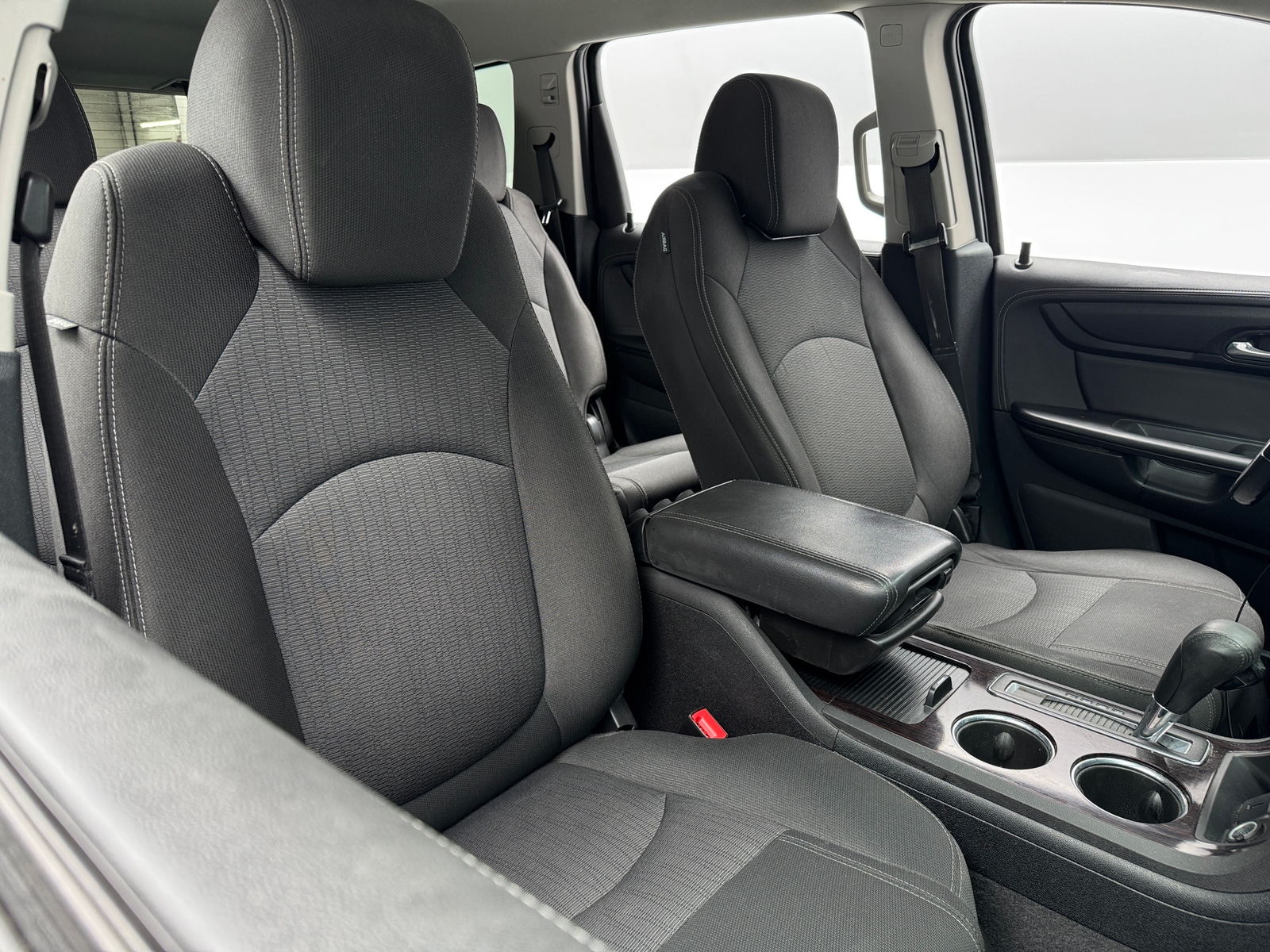 Thumbnail: 2017 Chevrolet Traverse - 2