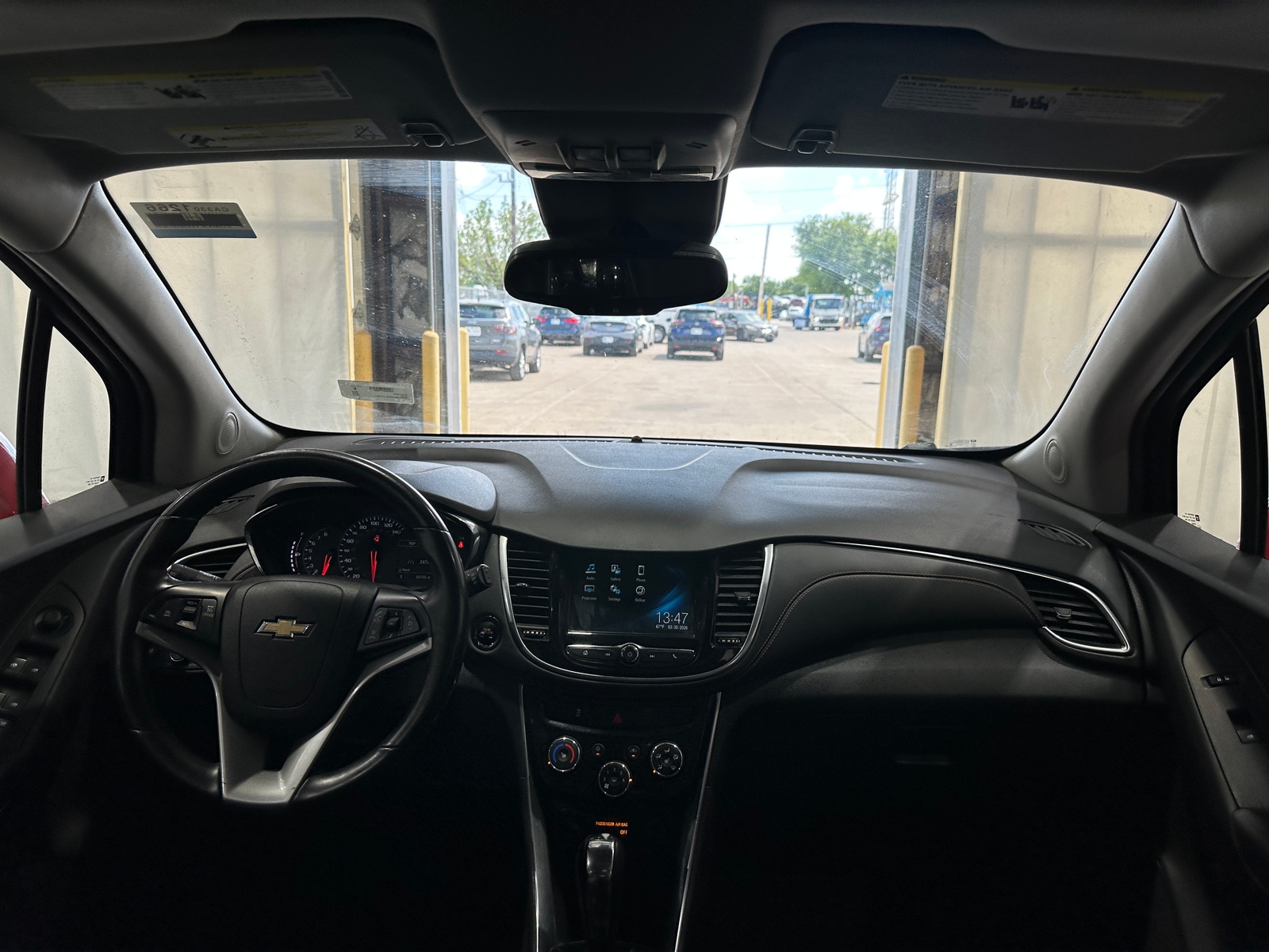 Thumbnail: 2017 Chevrolet Trax - 2