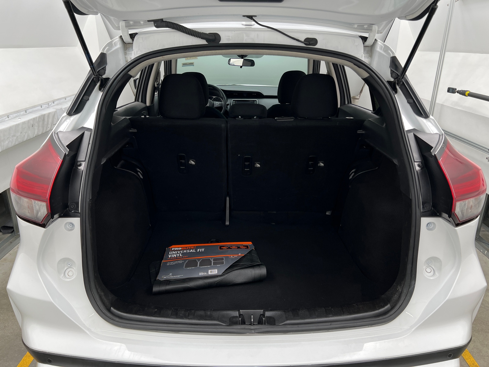 Thumbnail: 2024 Nissan Kicks - 7