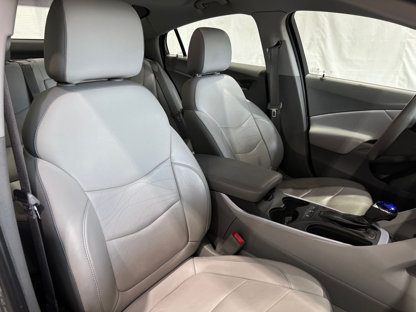 Thumbnail: 2019 Chevrolet Volt - 2