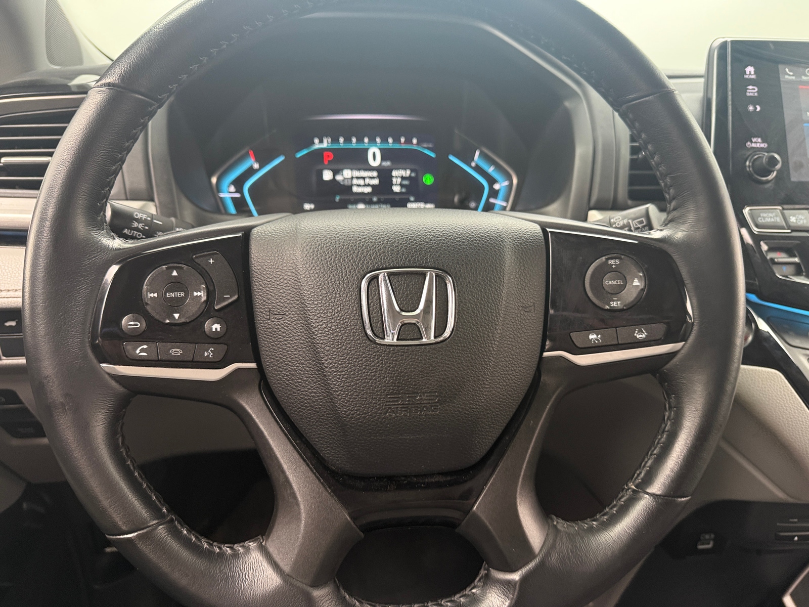 Thumbnail: 2023 Honda Odyssey - 4