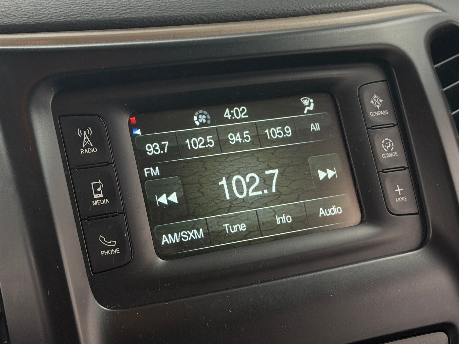 Thumbnail: 2018 Jeep Cherokee - 4