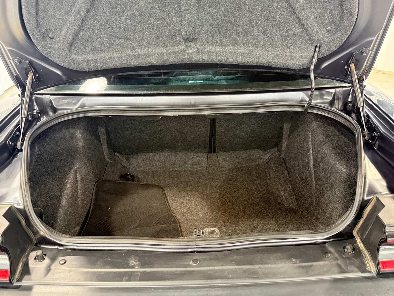 Thumbnail: 2017 Dodge Challenger - 5