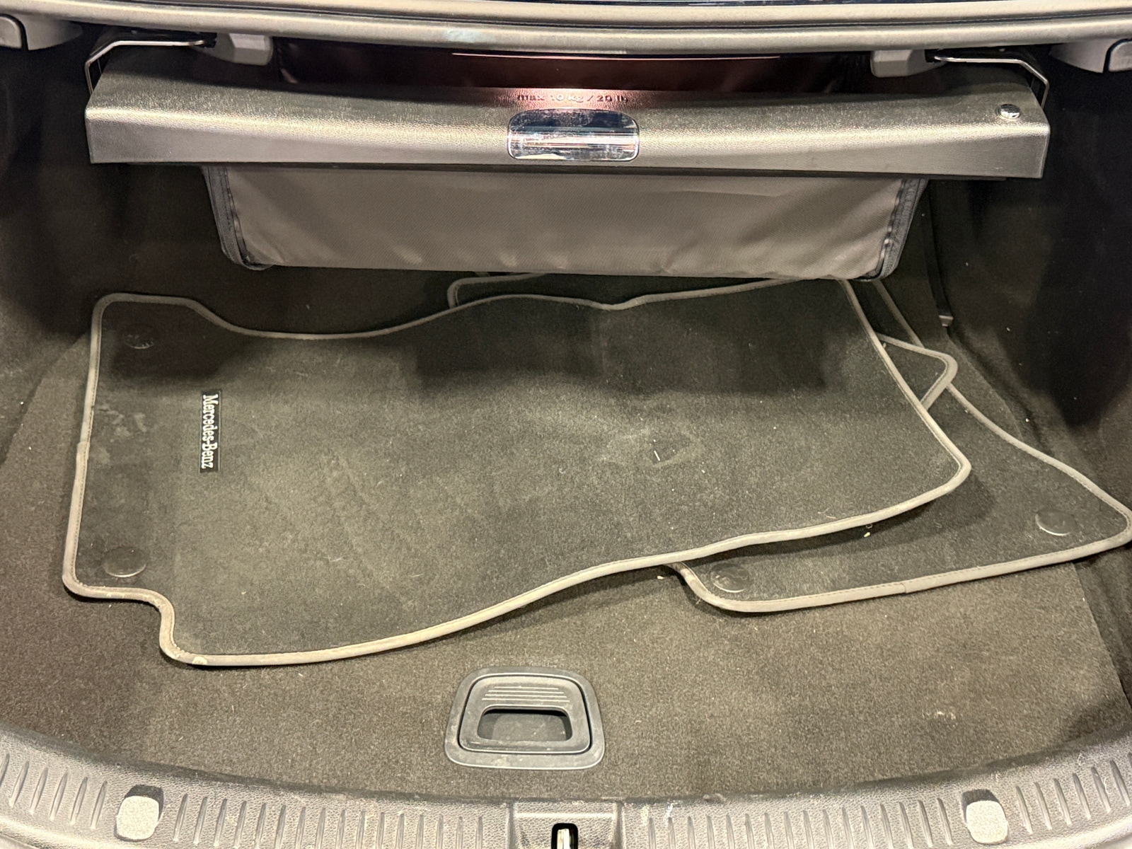 Thumbnail: 2019 Mercedes-Benz E-Class - 6