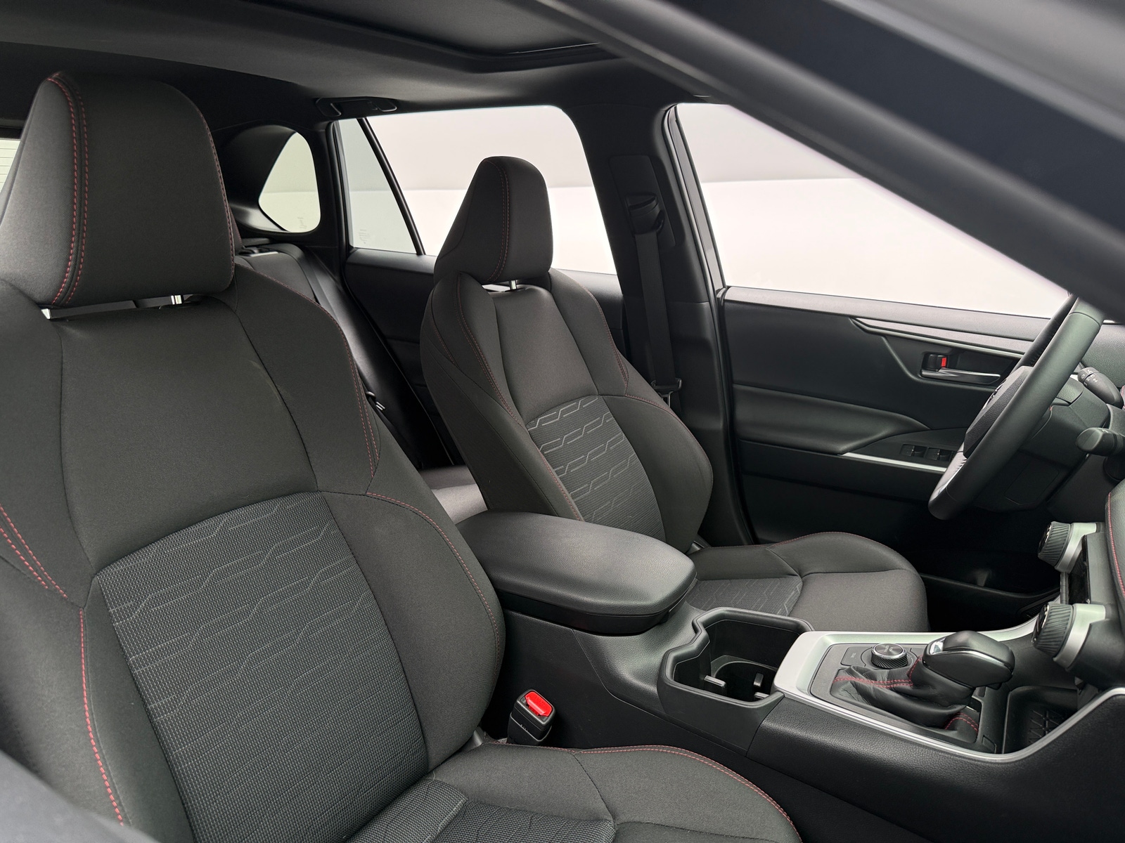 Thumbnail: 2025 Toyota RAV4 - 2